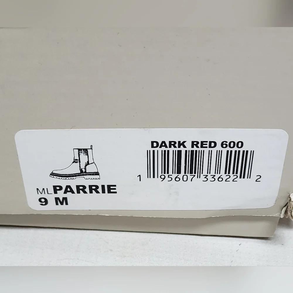 Marc Fisher Parrie Lugsole Bootie in Burgundy Leather Size 9 - New In Box